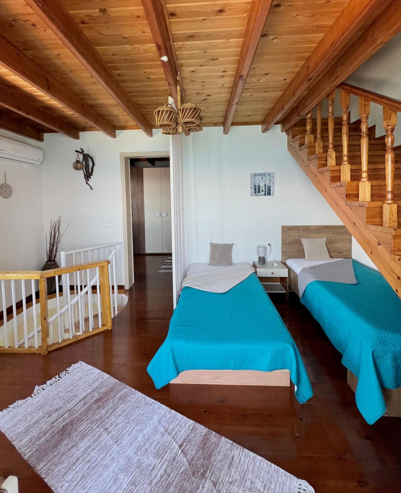 Kohyli Beachfront House Agia Pelagia Chlomou Exterior foto